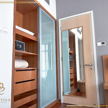 Klcc Suites By Nhb Kuala Lumpur Exterior photo